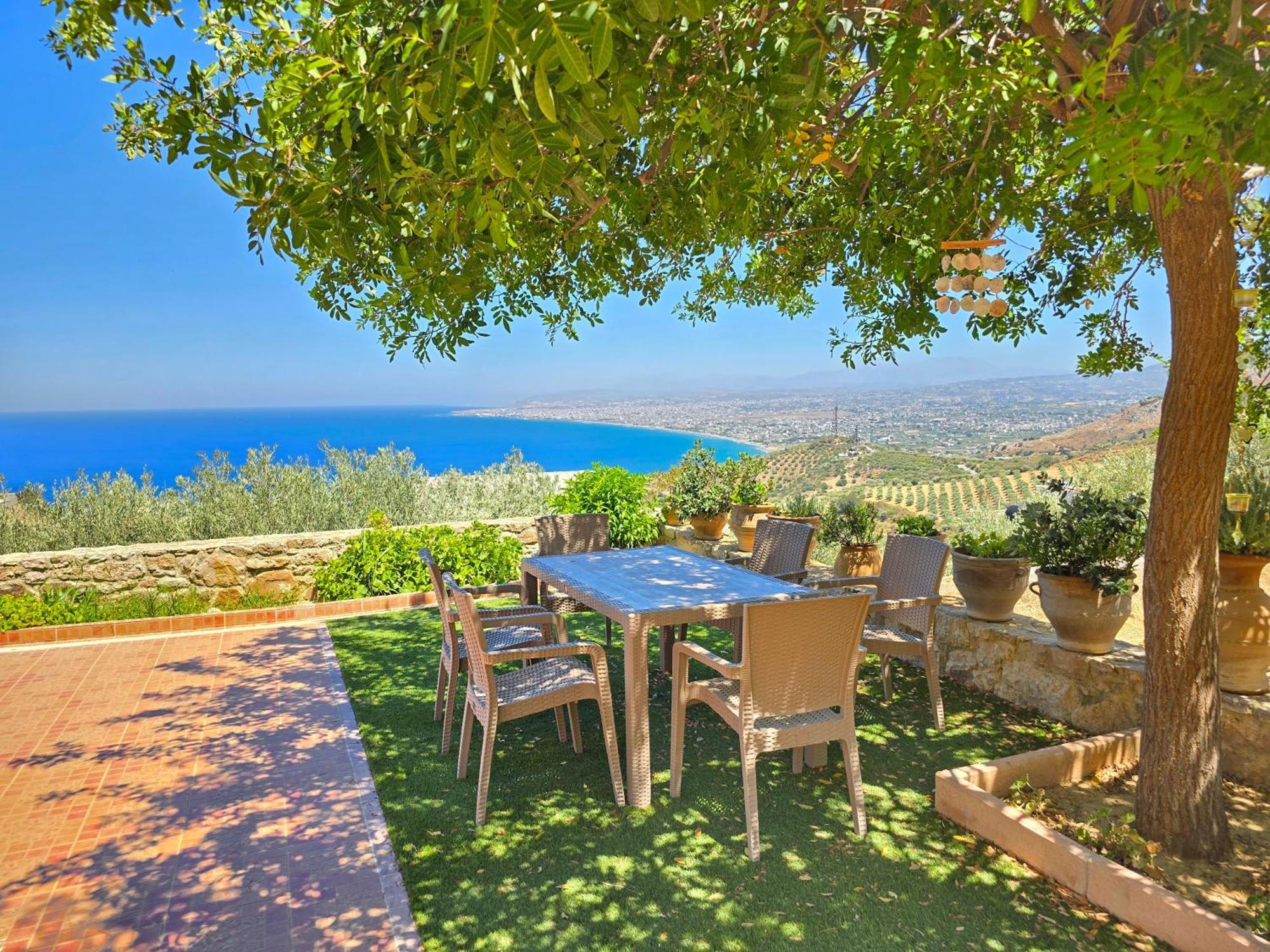 Villa Balcony, Cozy Villa With Amazing View Rodhiá Exteriér fotografie